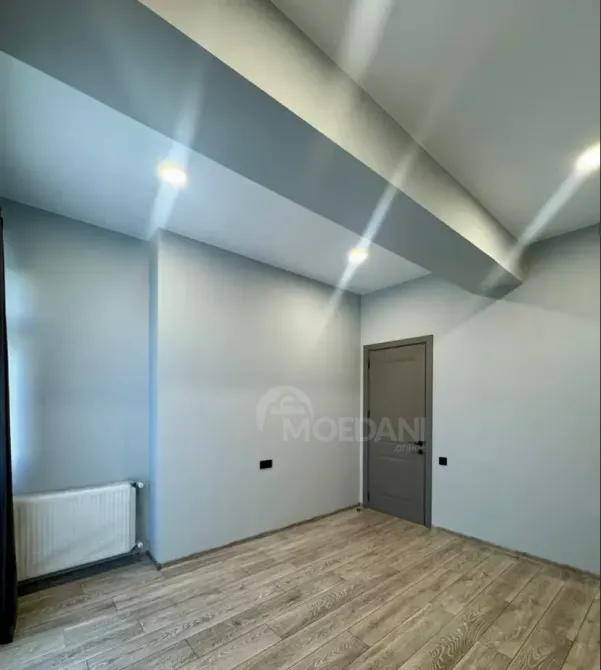 იყიდება 2 ოთახიანი ბინას 56მ² 5/11 სართ თბილისი - photo 9