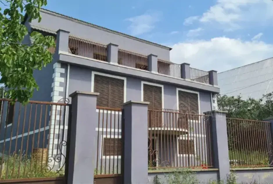 House for sale 700м² Tetri-ckaro - photo 1