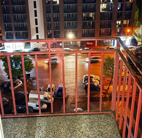 იყიდება 3 ოთახიანი ბინას 70მ² 9/9 სართ თბილისი