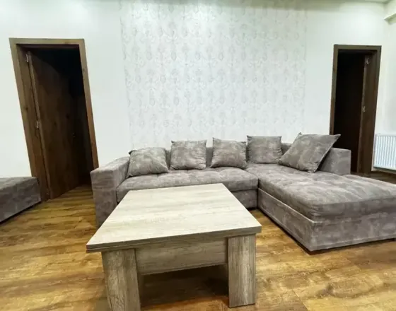 იყიდება 3 ოთახიანი ბინას 70მ² 9/9 სართ თბილისი