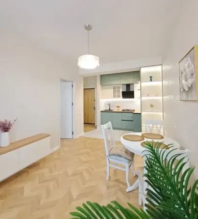 იყიდება 2 ოთახიანი ბინას 55.8მ² 13/16 სართ თბილისი