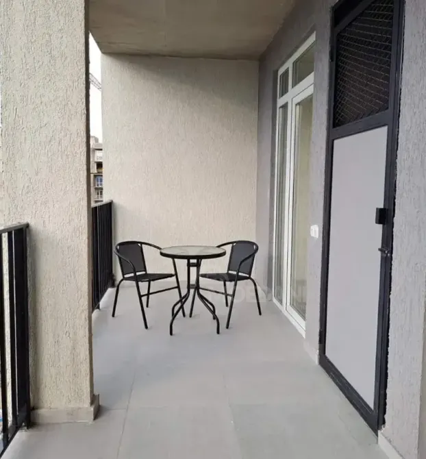 იყიდება 2 ოთახიანი ბინას 55.8მ² 13/16 სართ თბილისი - photo 1