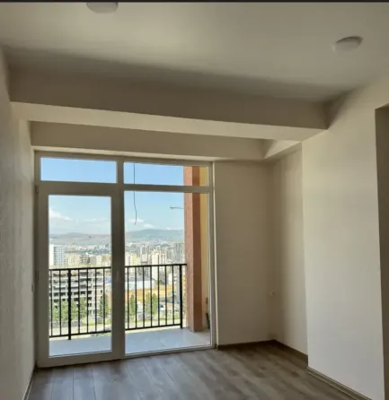 იყიდება 2 ოთახიანი ბინას 65.2მ² 12/16 სართ თბილისი