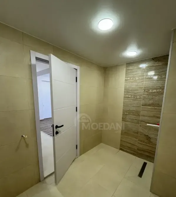 იყიდება 2 ოთახიანი ბინას 65.2მ² 12/16 სართ თბილისი - photo 13