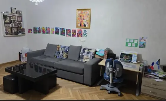 იყიდება 3 ოთახიანი ბინას 60მ² 2/8 სართ თბილისი