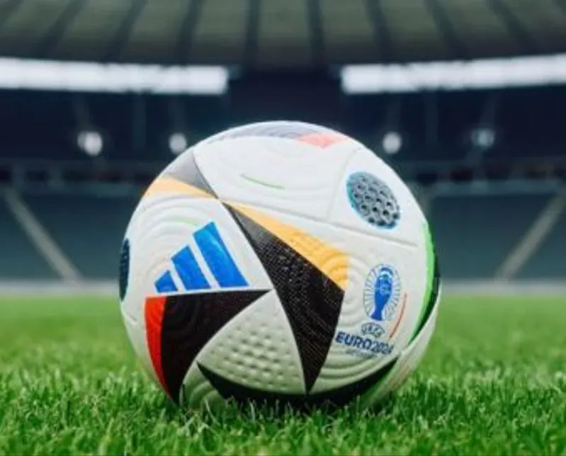 Euro 2024-ის ბურთი თბილისი - photo 1