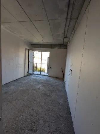 იყიდება 1 ოთახიანი ბინას 34.2მ² 12/1 სართ თბილისი