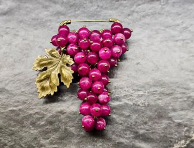 "ვარდისფერი რქაწითელი", ბროში - ყურძნის მტევანი თბილისი - photo 1