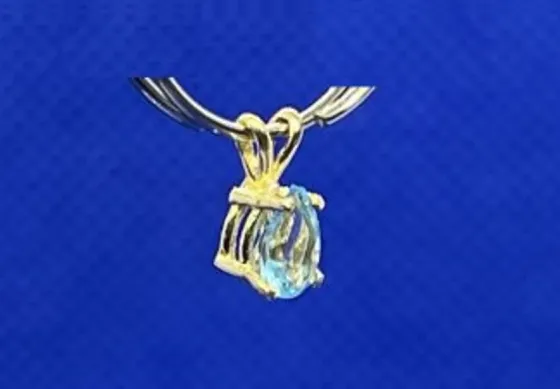 Ოქროს კულონი ტოპაზით თბილისი