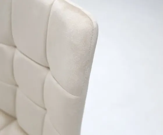 Იყიდება სკამი თბილისი