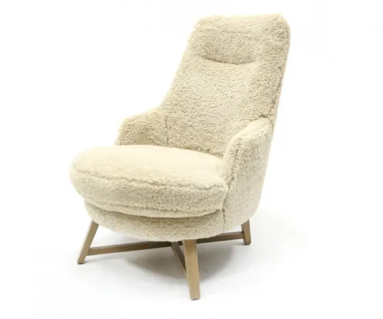 Бежевое кресло на продажу Тбилиси