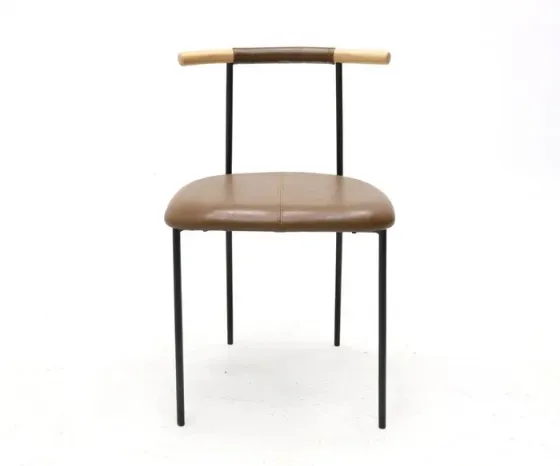 Იყიდება სკამი ტყავის შემცვლელი 47.5X51X75 თბილისი