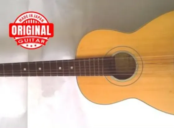 Გიტარა გერმანული ჩასადები სიმები სკამი კამერტონი კაპოდასტერი თბილისი