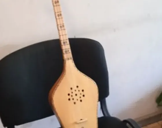 Ახალი კლასიკური ფანდური თბილისი