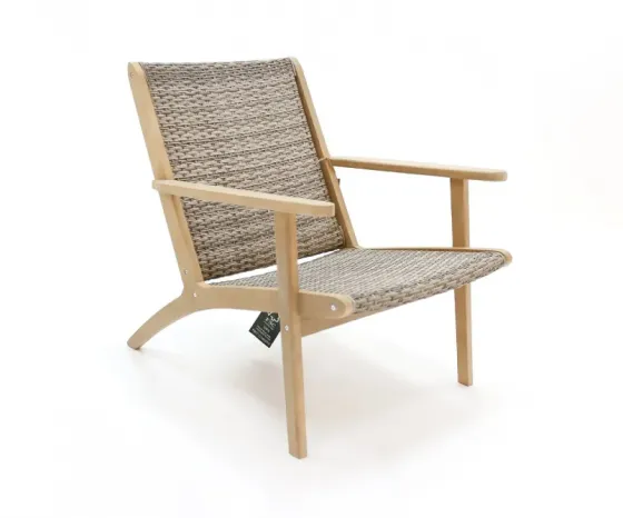 Бежевый садовый стул Тбилиси