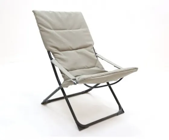 Продаётся светло-серый полиэстеровый стул. Тбилиси