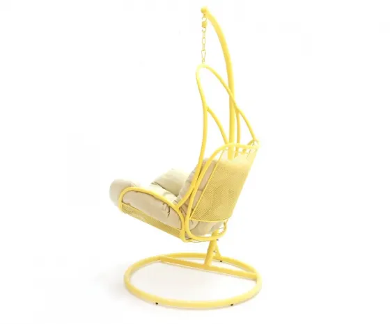 Продаётся жёлтый зонт для патио. Тбилиси