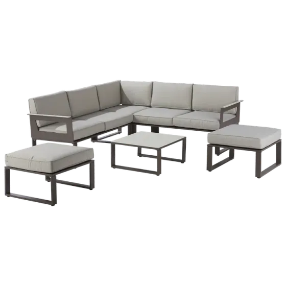 Продается бежевый комплект уличной мебели Тбилиси