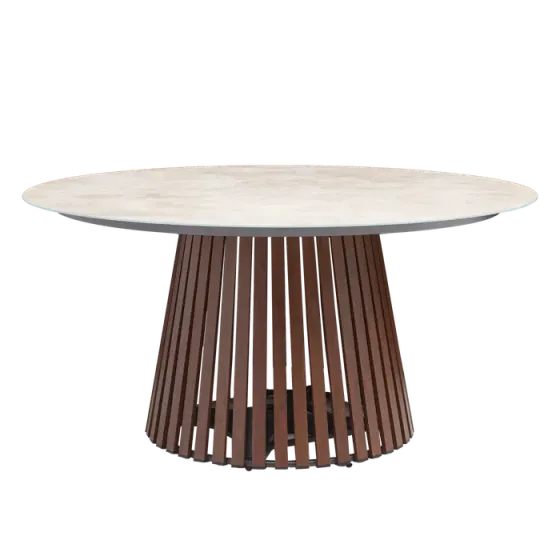 Продается красочный столик для декора патио. Тбилиси