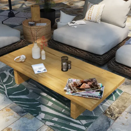 Белый ротанговый стул на продажу. Тбилиси