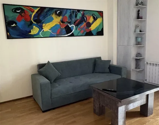 Сдам 2-комн. квартиру на сутки в Тбилиси  50м² 7/11 эт. Тбилиси