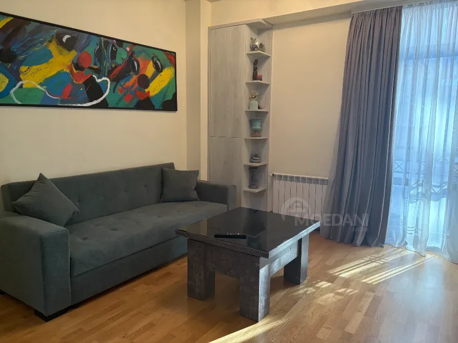 Сдам 2-комн. квартиру на сутки в Тбилиси  50м² 7/11 эт. Тбилиси - изображение 1