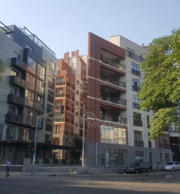 Сдам 2-комн. квартиру на сутки в Тбилиси  50м² 7/11 эт. Тбилиси - изображение 11