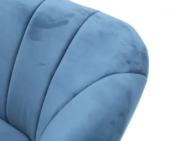 Кресло с бархатной поверхностью Тбилиси