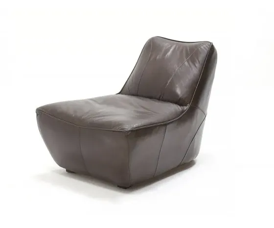 Коричневое кожаное кресло Тбилиси