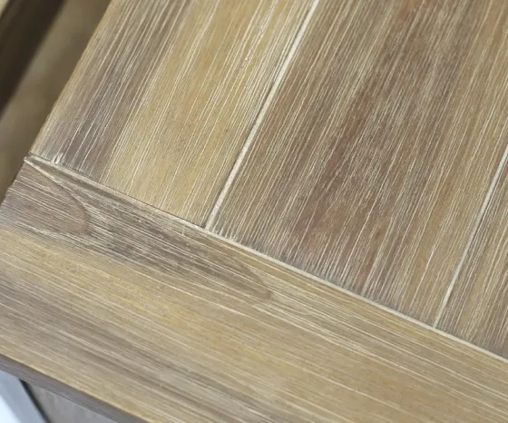 Белый деревянный комод Тбилиси