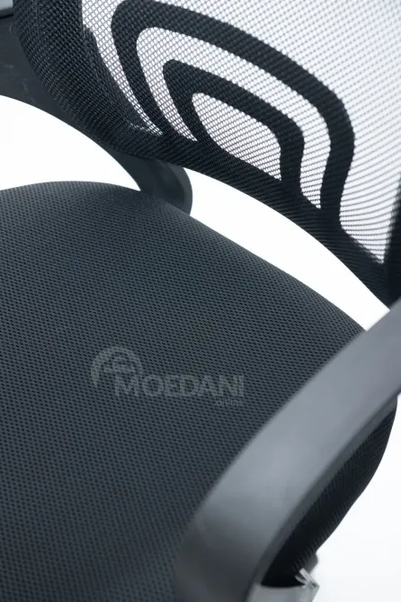 Продается черный стул на колесиках. Тбилиси - изображение 3