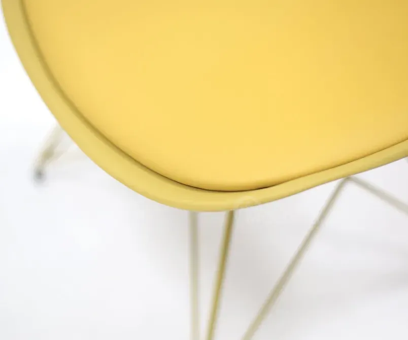 Белый стул Тбилиси - изображение 3