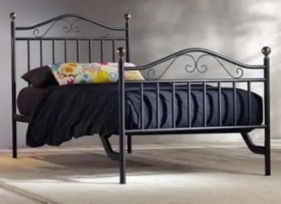 Кровать железная с прочной конструкцией Тбилиси