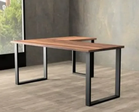 Компьютерный стол для пожилых людей. Тбилиси