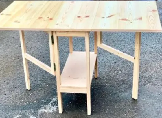 Складной стол Тбилиси