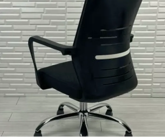 Компьютерное кресло модель A02 черное Тбилиси