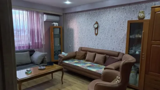 Продам 2-комн. квартиру 60м² 9/12 эт. Тбилиси