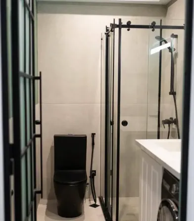 ქირავდება 2 ოთახიანი ბინა 44მ² 5/8 სართ თბილისი