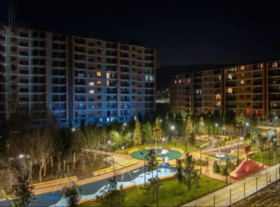 ქირავდება 2 ოთახიანი ბინა 44მ² 5/8 სართ თბილისი