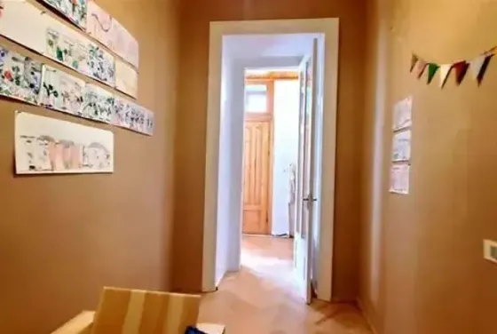 ქირავდება 3 ოთახიანი ბინა 55მ² 2/2 სართ თბილისი