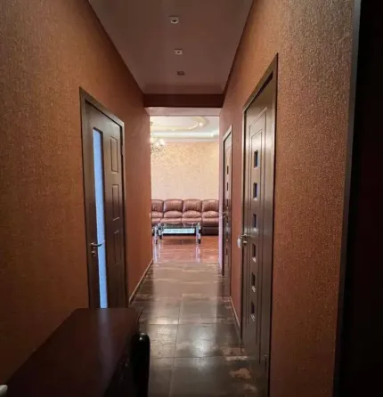 ქირავდება 2 ოთახიანი ბინა 70მ² 6/9 სართ თბილისი