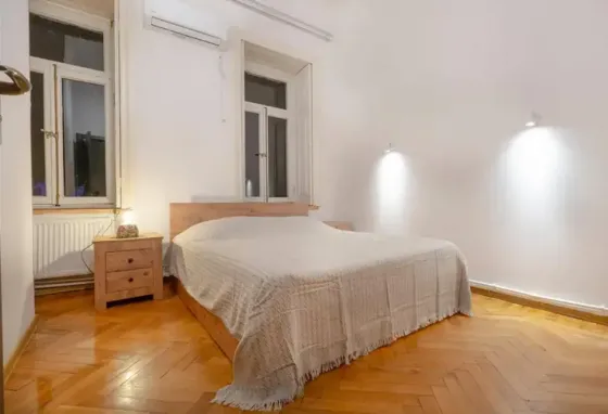 ქირავდება 3 ოთახიანი ბინა 60მ² 1/5 სართ თბილისი