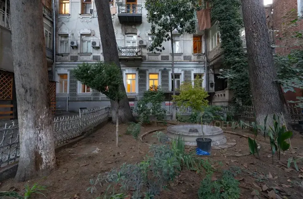 ქირავდება 3 ოთახიანი ბინა 60მ² 1/5 სართ თბილისი - photo 2