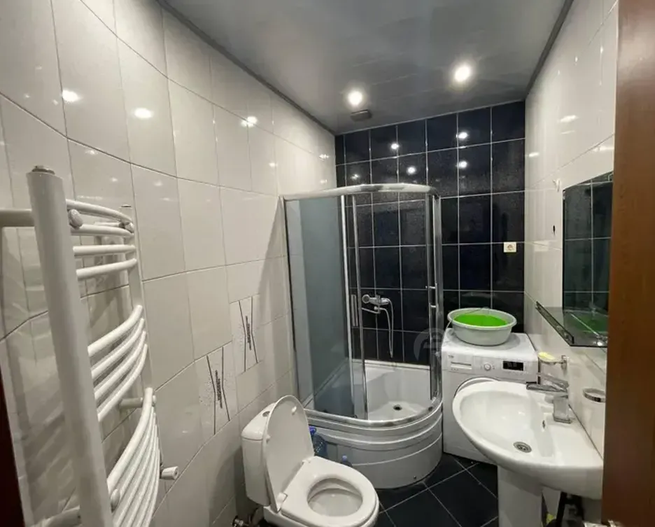 ქირავდება 3 ოთახიანი ბინა 70მ² 17/18 სართ თბილისი - photo 10