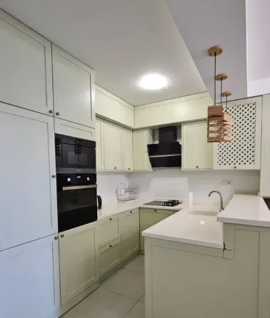 ქირავდება 2 ოთახიანი ბინა 60მ² 6/19 სართ თბილისი