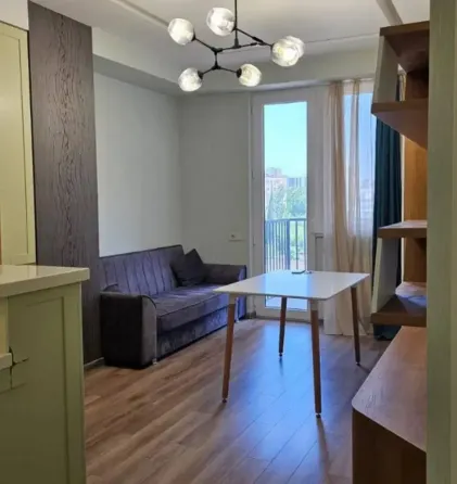 ქირავდება 2 ოთახიანი ბინა 60მ² 6/19 სართ თბილისი