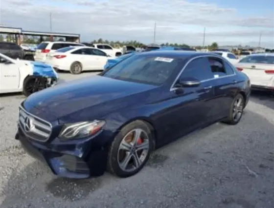 Mercedes E 2L 2017 Тбилиси