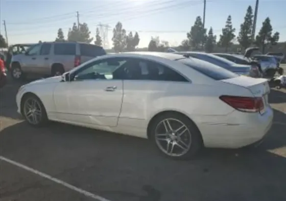 Mercedes E 3.5L 2014 Тбилиси