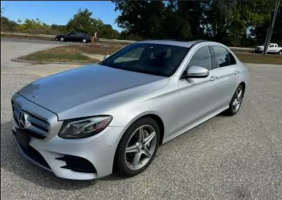 Mercedes E 2L 2017 Тбилиси