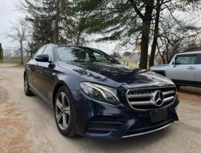 Mercedes E 2L 2018 Tbilisi - photo 2